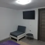 Apartament Magnolia Nearby City Center With Parking